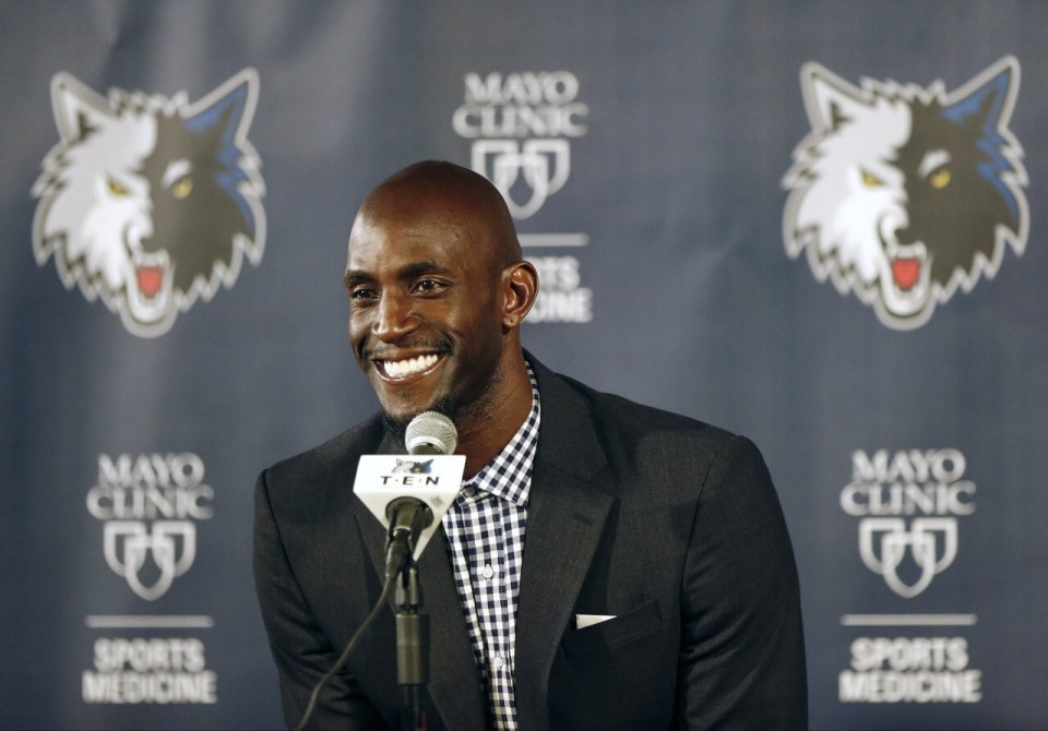 刘殿座：中超最佳守门员奖项对我意义重大，是鼓励也是鞭策（刘殿座：中超最佳门将荣誉意义重大，既是激励也是鞭策）