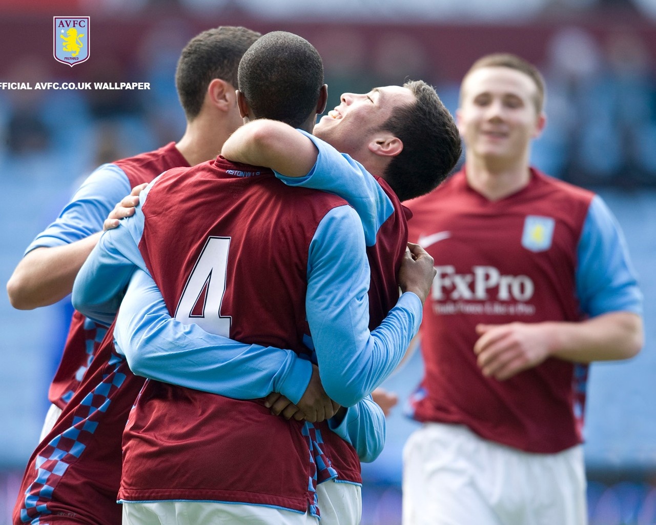 队报：登贝莱预计11月底复出，巴黎正在权衡他能否出战热刺（队报：登贝莱或将于11月下旬复出，巴黎考虑是否让其对阵热刺）