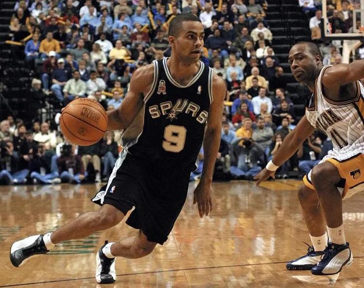 五大联赛U21球员每90分钟关键传球次数：卡尔第1，亚马尔第2（五大联赛U21每90分钟关键传球榜：卡尔居首，亚马尔次席）